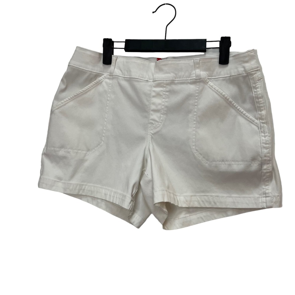 Spanx White Pull On Shorts XL 5" Inseam 4 Pockets Flat Front Slimming